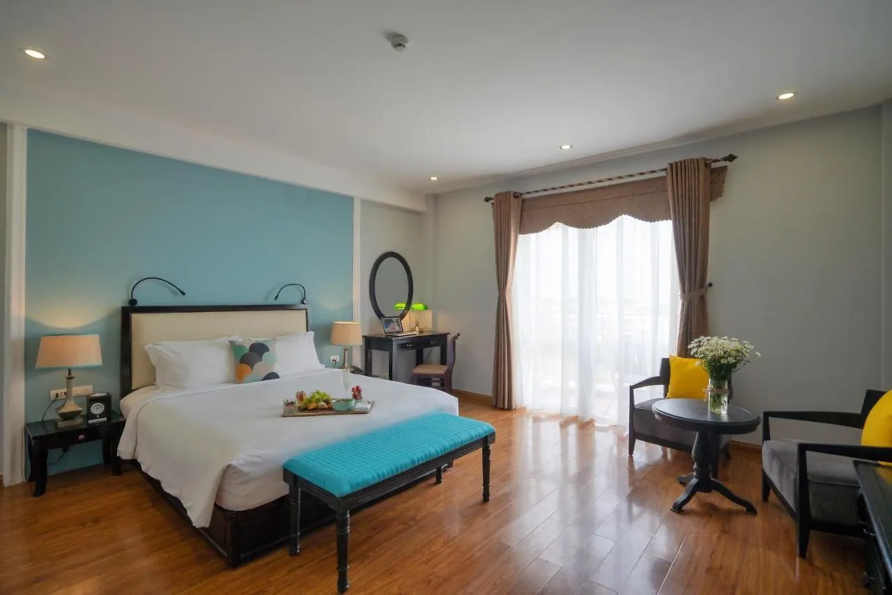****  הוי אן Hoian Sincerity Hotel & Spa וייטנאם