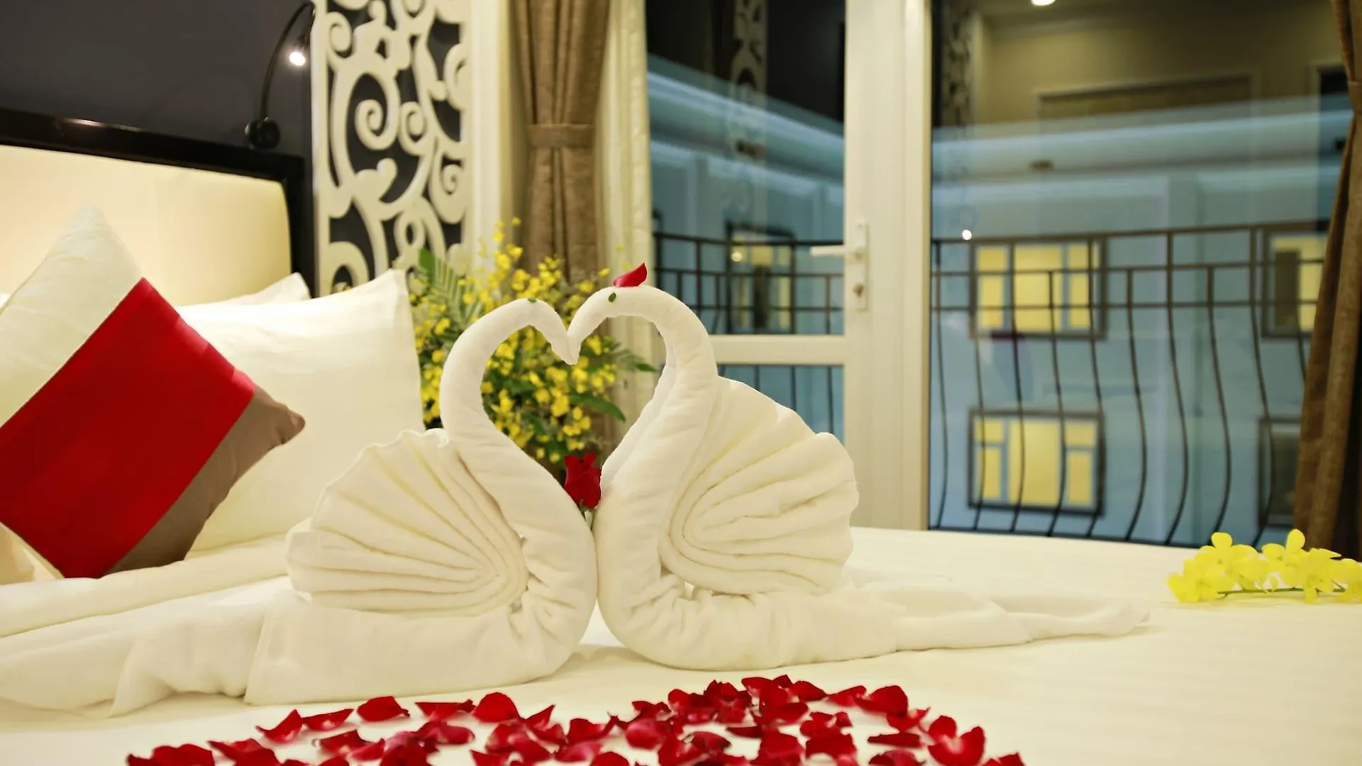 ****  הוי אן Hoian Sincerity Hotel & Spa וייטנאם